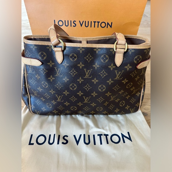 Louis Vuitton Pre-Owned 2006
Batignolles Tote Bag - Picture 14 of 16